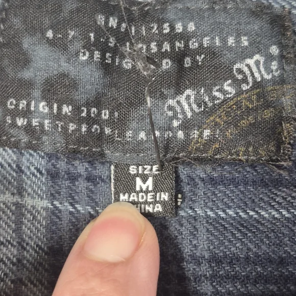 Miss Me Womens M Plaid Flannel Long Slv Button Up Shirt Blue Tunic Length Studed - Picture 3 of 7